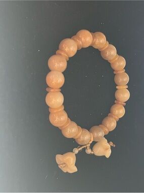 Vintage Bakelite Mustard Colored Bead -Stretch Bracelet With Bodhi Charm Flowers